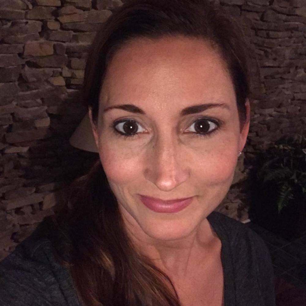 Meet your Posher, Denise